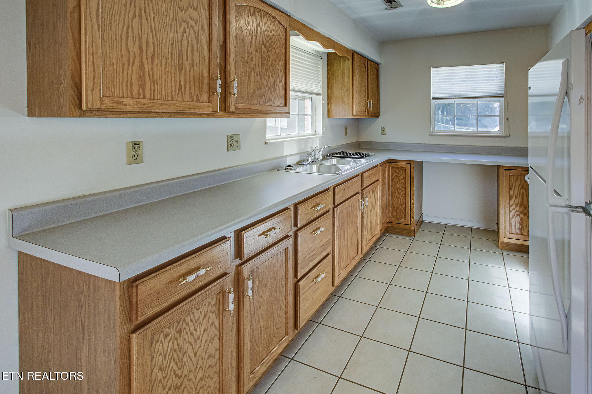 2726 West Old Topside Road Louisville, TN 37777 - Photo 30 of 41 IMG_1429