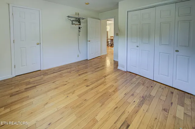 2726 West Old Topside Road, Louisville, TN 37777