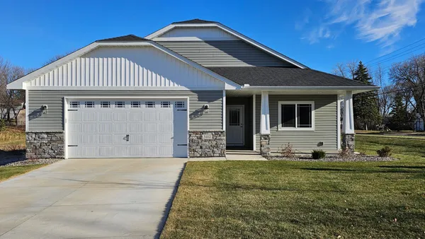 $455,000 | 3102 Zuni Way Northwest, Anoka, MN 55303