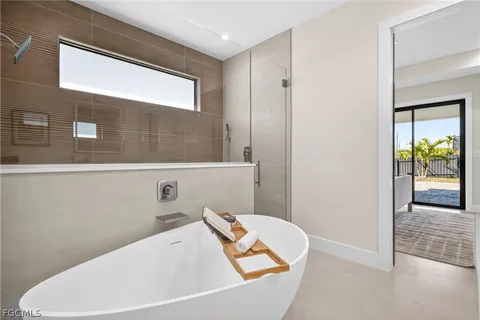 $535,000 | 1322 Northeast 6th Place, Cape Coral, FL 33909