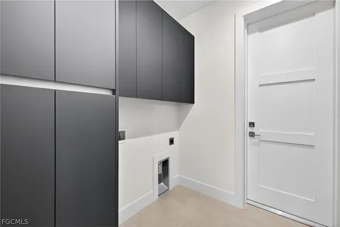 $535,000 | 1322 Northeast 6th Place, Cape Coral, FL 33909