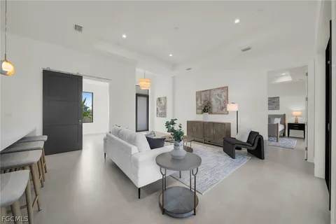 $525,000 | 1322 Northeast 6th Place, Cape Coral, FL 33909