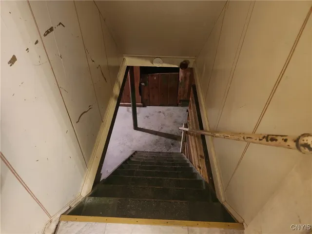 $240,000 | 9 Terrace Hill Drive, New Hartford, NY 13413