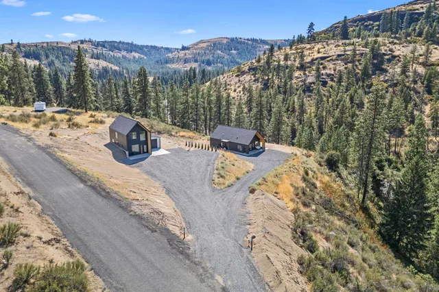 $389,900 | 38265 North Timber Lane, Lincoln, WA 99147