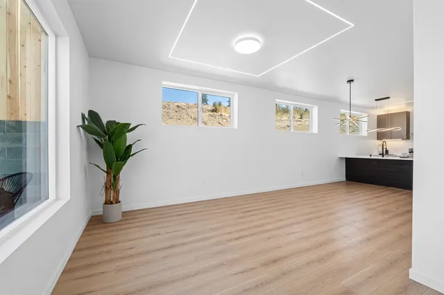 $389,900 | 38265 North Timber Lane, Lincoln, WA 99147