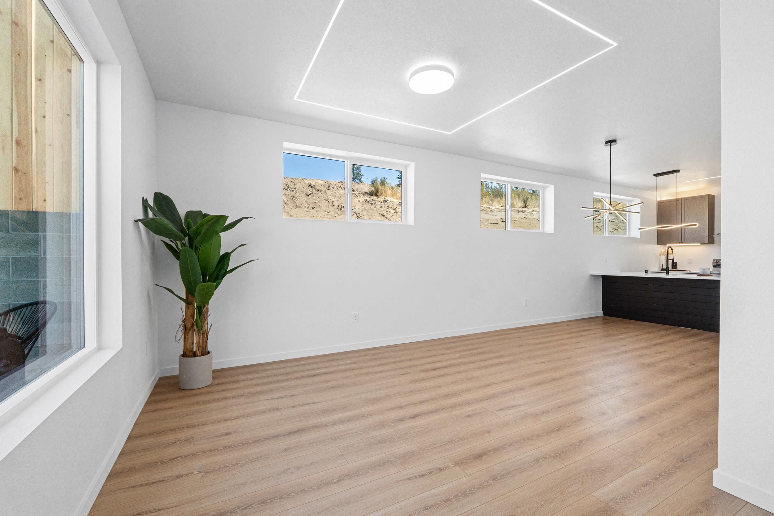 38265 North Timber Lane Lincoln, WA 99147 - Photo 6 of 37