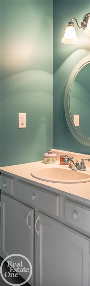 2075 Warrington Road Rochester Hills, MI 48307 - Photo 13 of 18