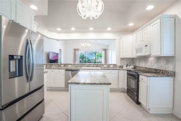 $425,000 | 54 Camino Real, Unit 504, Howey-in-the-Hills, FL 34737