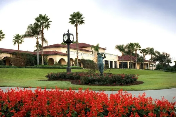$425,000 | 54 Camino Real, Unit 504, Howey-in-the-Hills, FL 34737