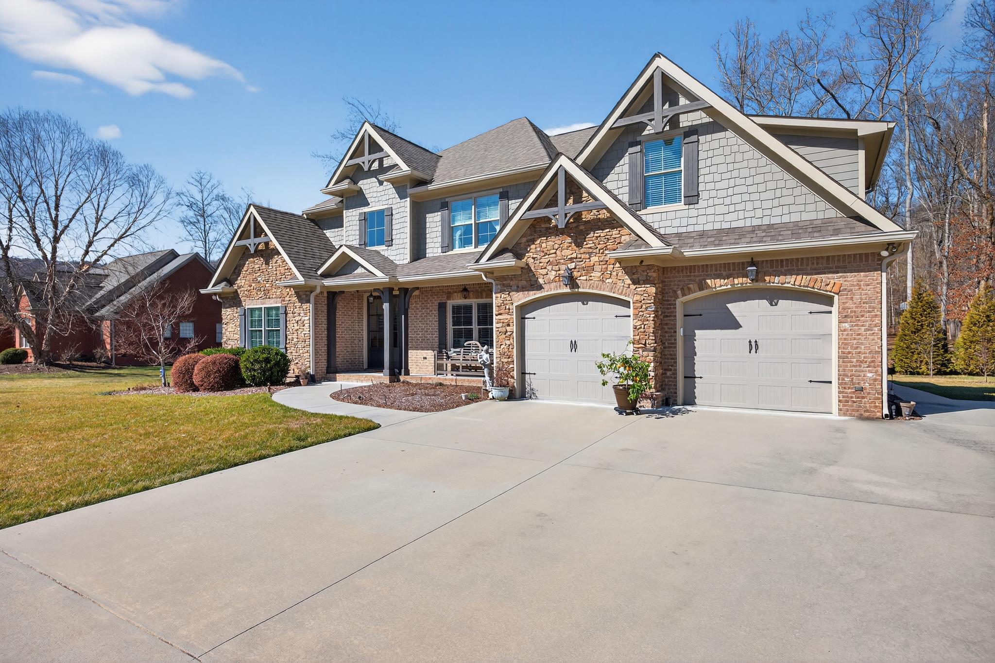 6464 Deep Canyon Road Hixson, TN 37343 - Photo 3 of 61 6464 3