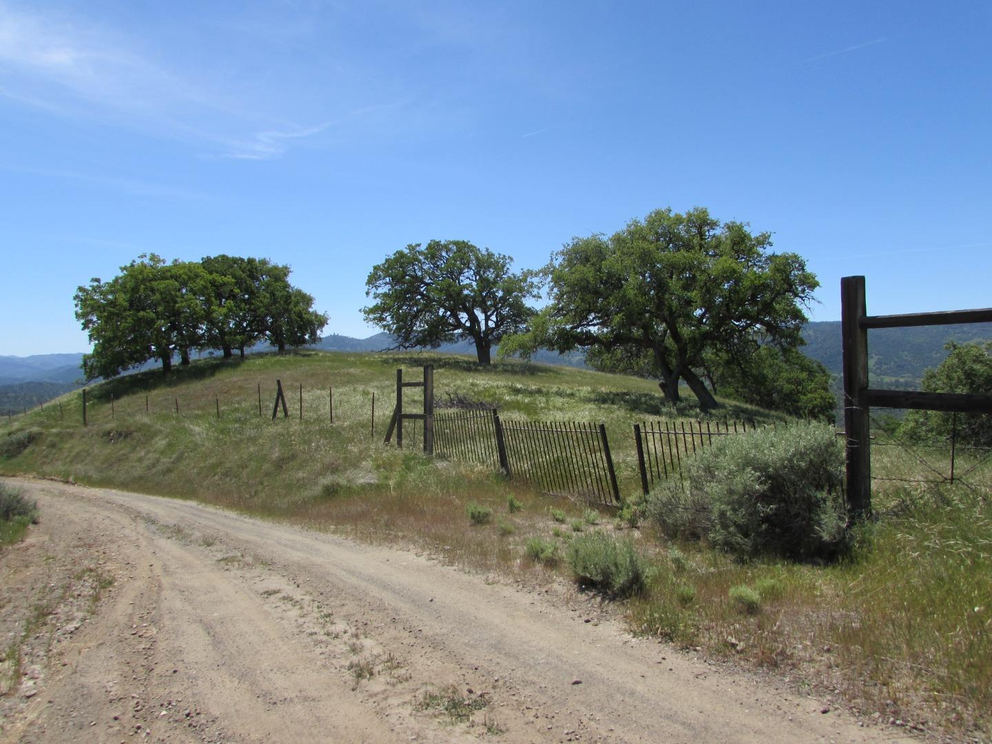 20357 Panoche Road Paicines, CA 95043 - Photo 14 of 18 Gallery Image 14