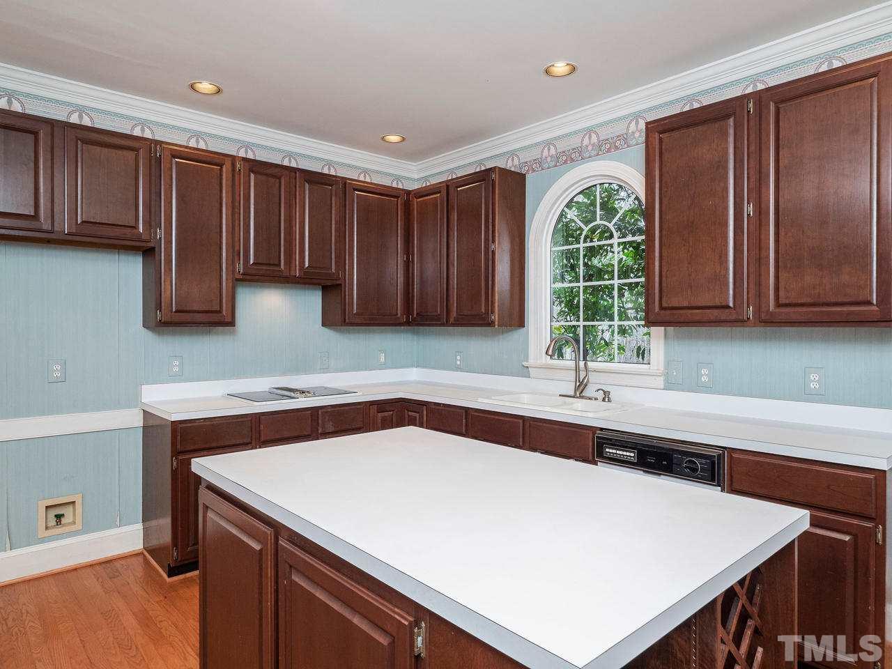 12013 Pembridge Lane Raleigh, NC 27613 - Photo 8 of 23