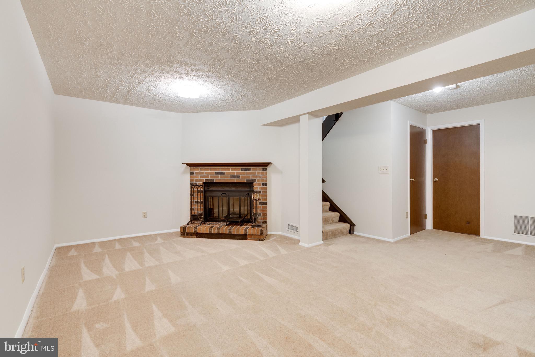 8765 Newington Commons Road Lorton, VA 22079 - Photo 38 of 51 Rec Room