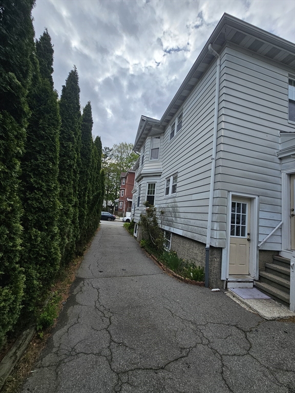 65-67 Farnham Street Fall River, MA 02720 - Photo 3 of 19