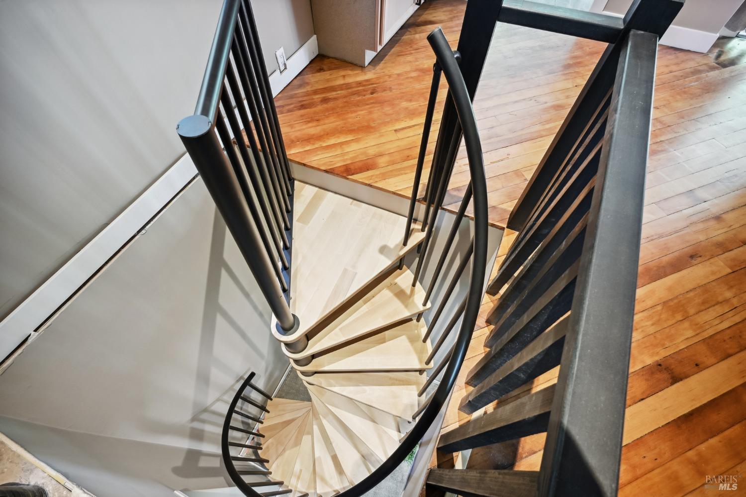 21713 Starrett Hill Drive Monte Rio, CA 95462 - Photo 22 of 50 a view of an entryway