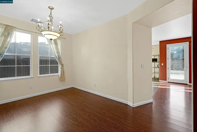 $948,000 | 5700 Oakmont Drive, Richmond, CA 94806