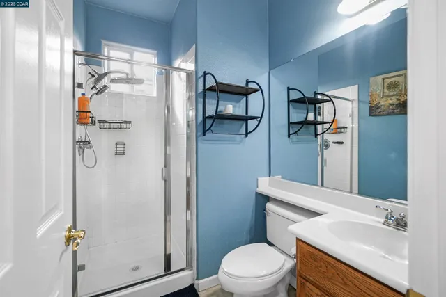 $948,000 | 5700 Oakmont Drive, Richmond, CA 94806