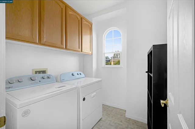 $948,000 | 5700 Oakmont Drive, Richmond, CA 94806