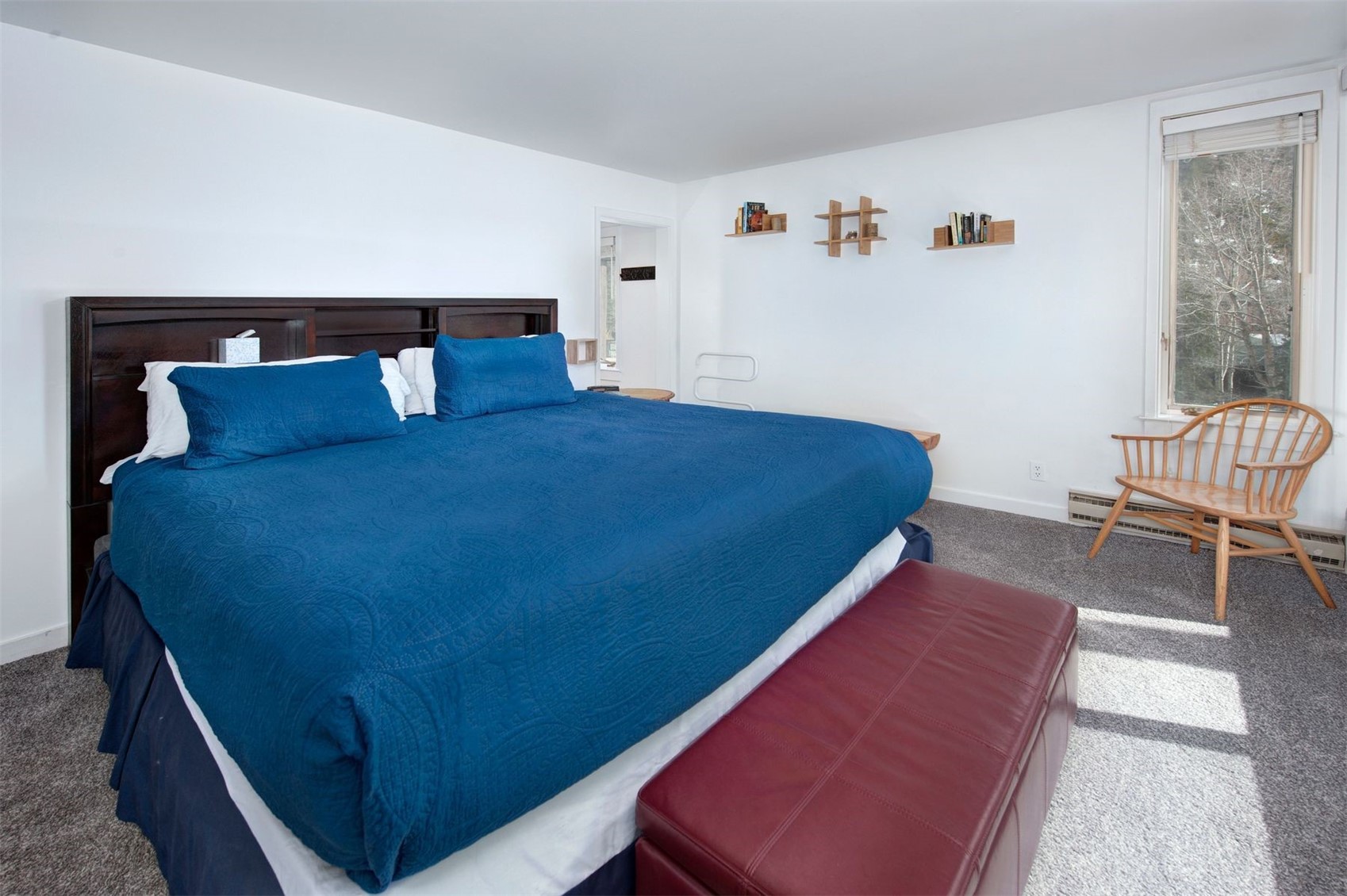 352 Wild Irishman Road, Unit 1907 Keystone, CO 80435 - Photo 19 of 43 a bed room with a bed and a chair