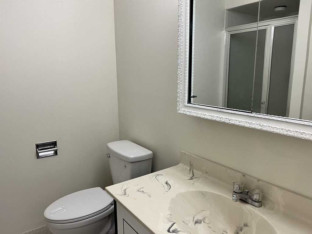 1006 Paradise Road, Unit 1F Swampscott, MA 01907 - Photo 24 of 27 Gallery Image 24