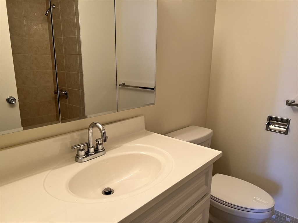 1006 Paradise Road, Unit 1F Swampscott, MA 01907 - Photo 27 of 27 Gallery Image 27