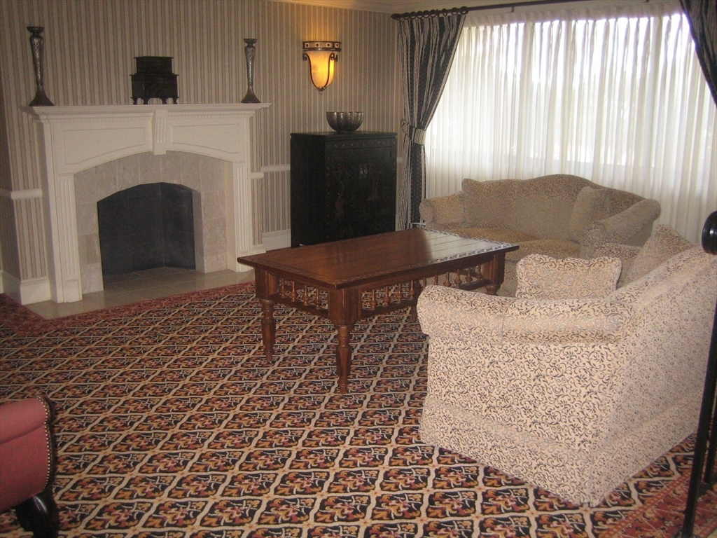 1006 Paradise Road, Unit 1F Swampscott, MA 01907 - Photo 7 of 27 Gallery Image 7