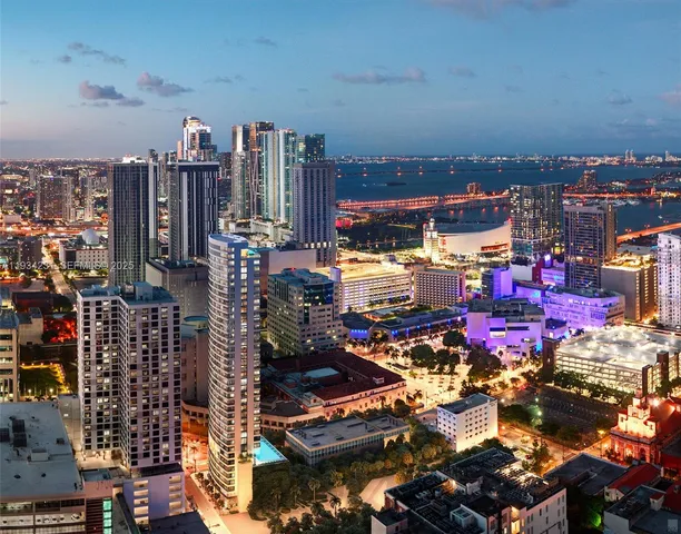 $490,000 | 225 North Miami Avenue, Unit 1708, Miami, FL 33128