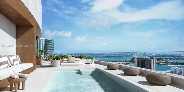 $490,000 | 225 North Miami Avenue, Unit 1708, Miami, FL 33128