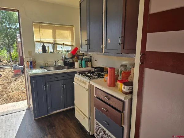 $700,000 | 3100-3104 West 2nd Avenue, Durango, CO 81301