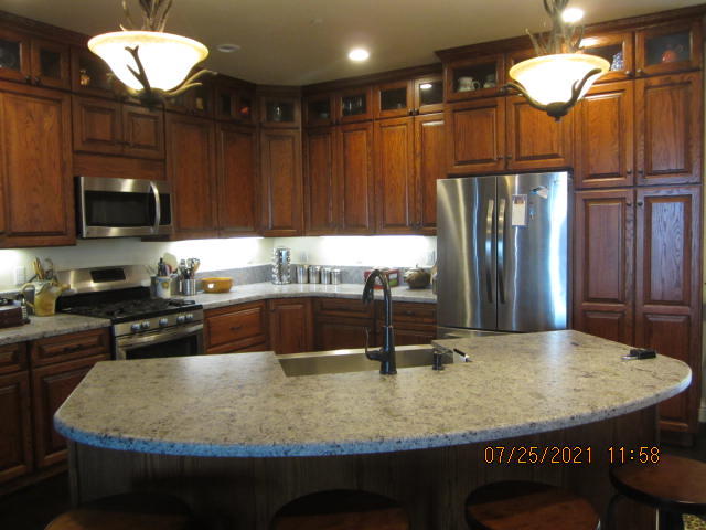 246 Hemlock Road Whitethorn, CA 95589 - Photo 3 of 9