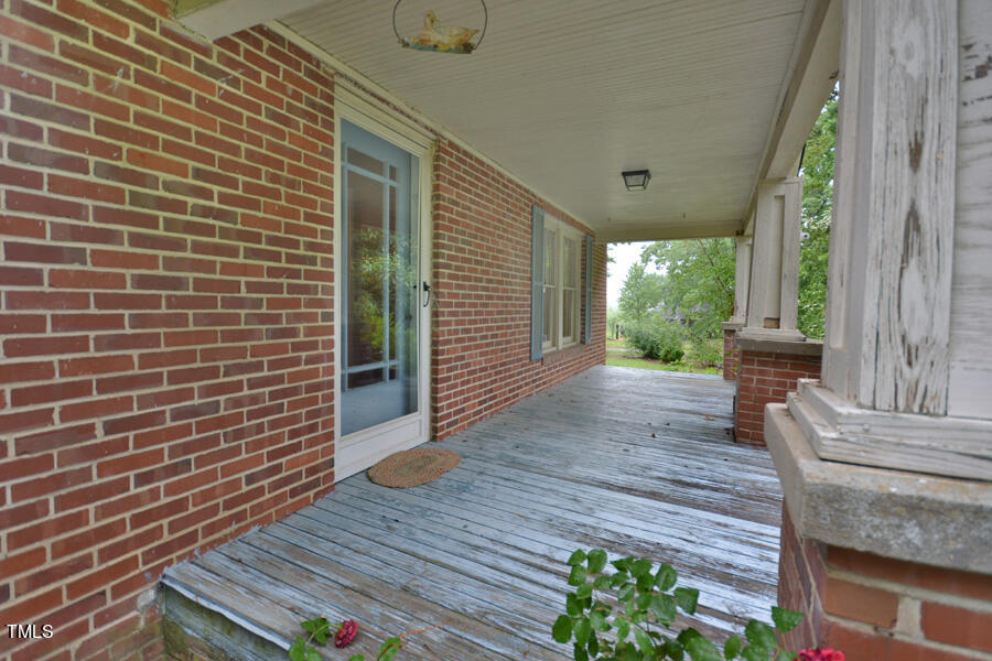 7689 Cornwall Road Oxford, NC 27565 - Photo 4 of 55 DSC_6740