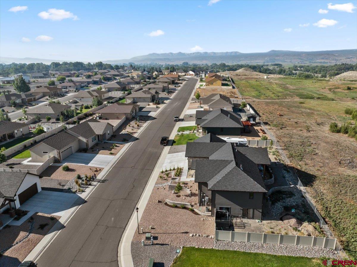 3528 Ridgeline Drive Montrose, CO 81401 - Photo 5 of 36