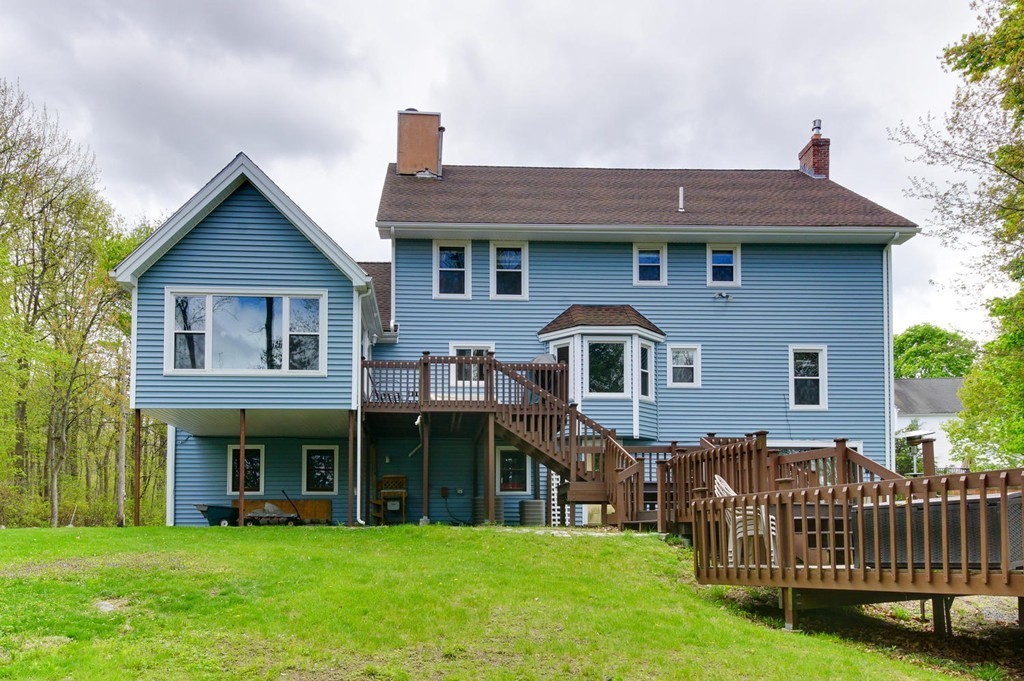 14 Longview Road Chelmsford, MA 01824 - Photo 3 of 9 Gallery Image 3