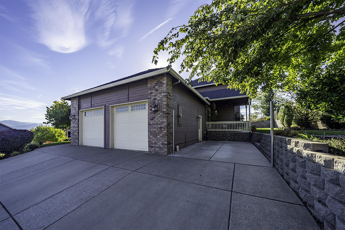4201 Falcon Ridge Terrace Medford, OR 97504 - Photo 43 of 44 FRT-12