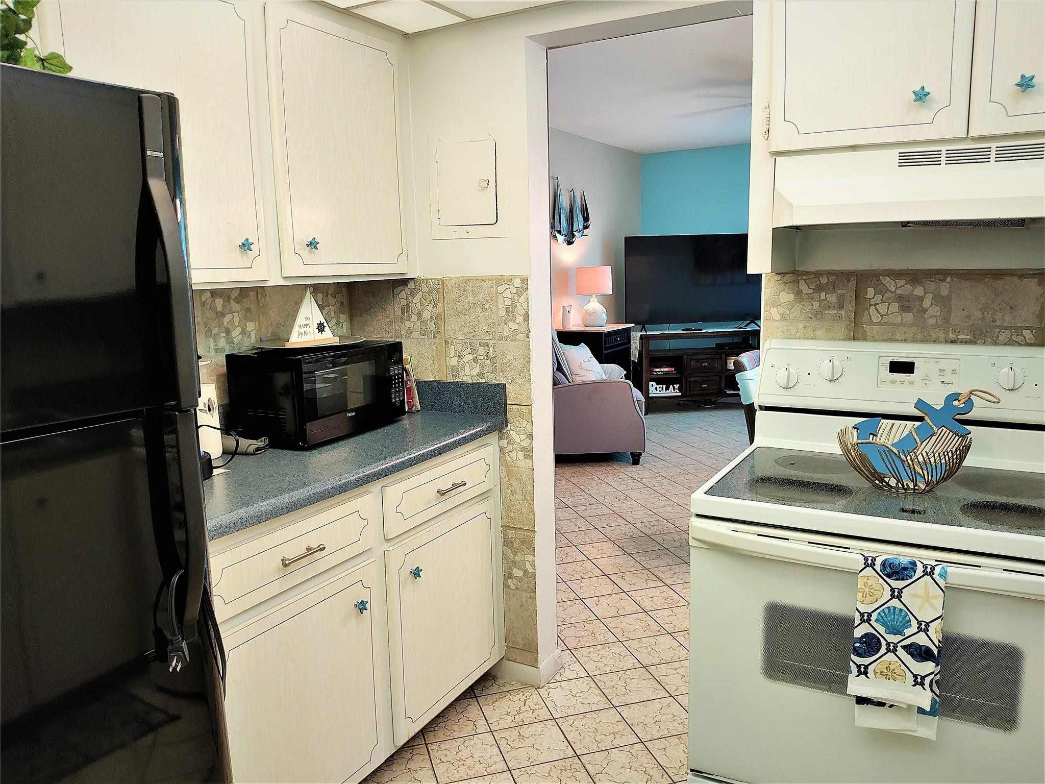 310 South Cypress Road, Unit 705 Pompano Beach, FL 33060 - Photo 5 of 15 Photo 5