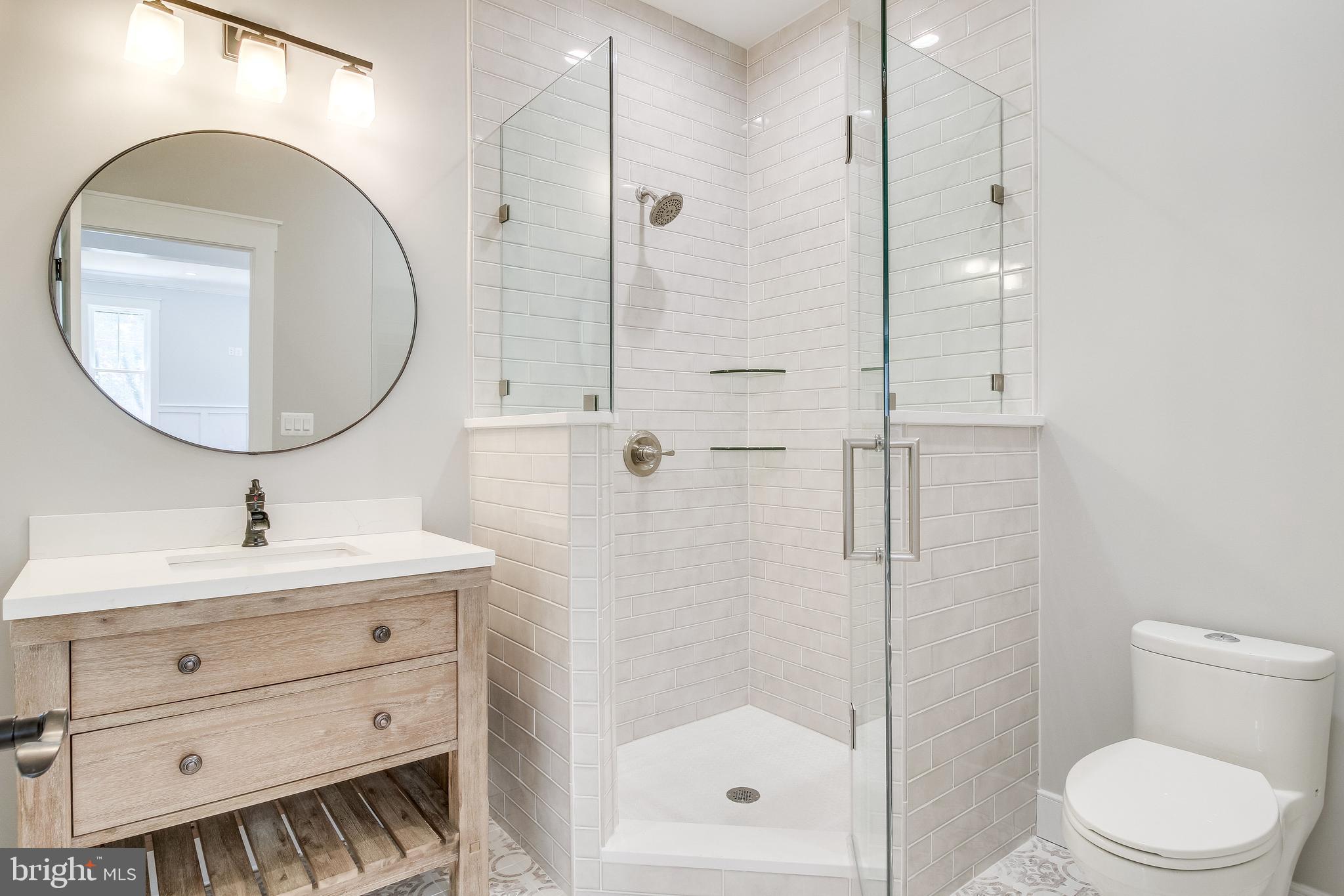 7115 Alger Road Falls Church, VA 22042 - Photo 7 of 13 Gallery Image 7