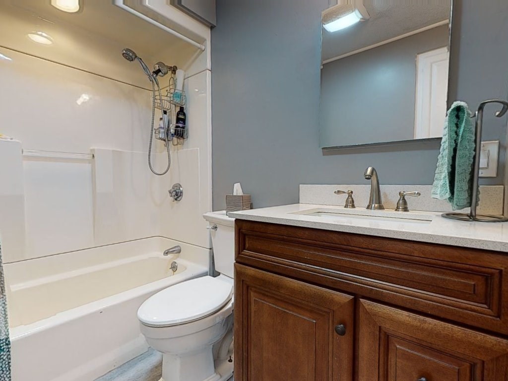 27 Standish Road Bellingham, MA 02019 - Photo 9 of 18 Gallery Image 9