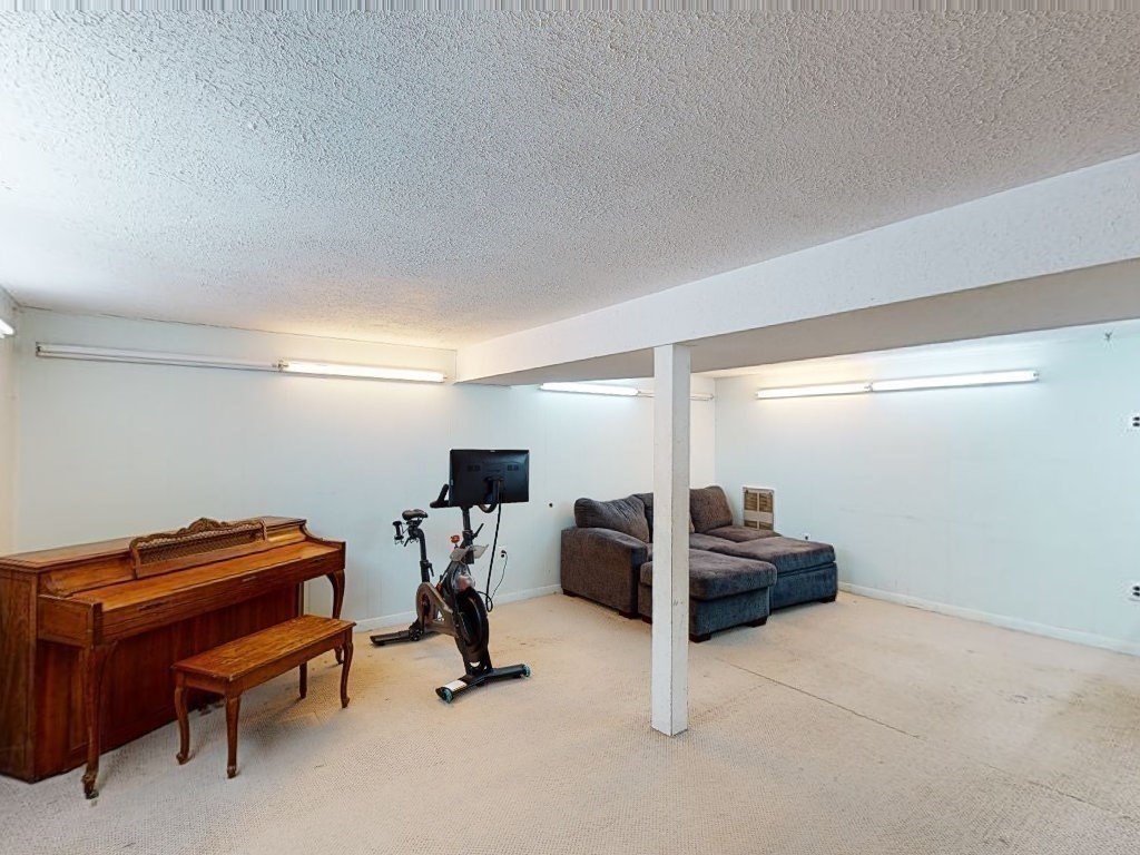 27 Standish Road Bellingham, MA 02019 - Photo 10 of 18 Gallery Image 10