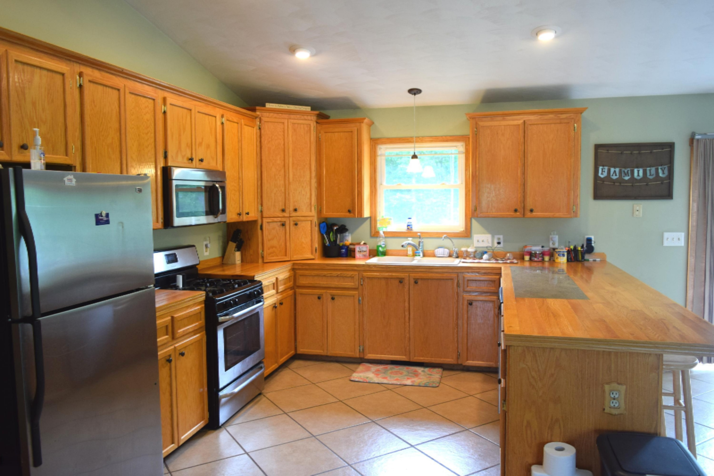 508 North Ravenna Road Ravenna, MI 49451 - Photo 13 of 31 Mark's 162