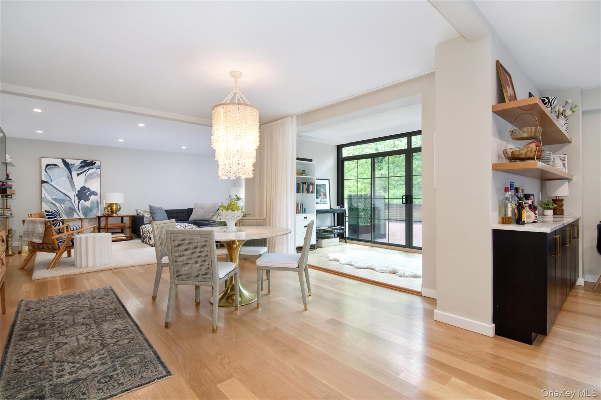 72 Pondfield Road West, Unit 1G Bronxville, NY 10708 - Photo 3 of 22