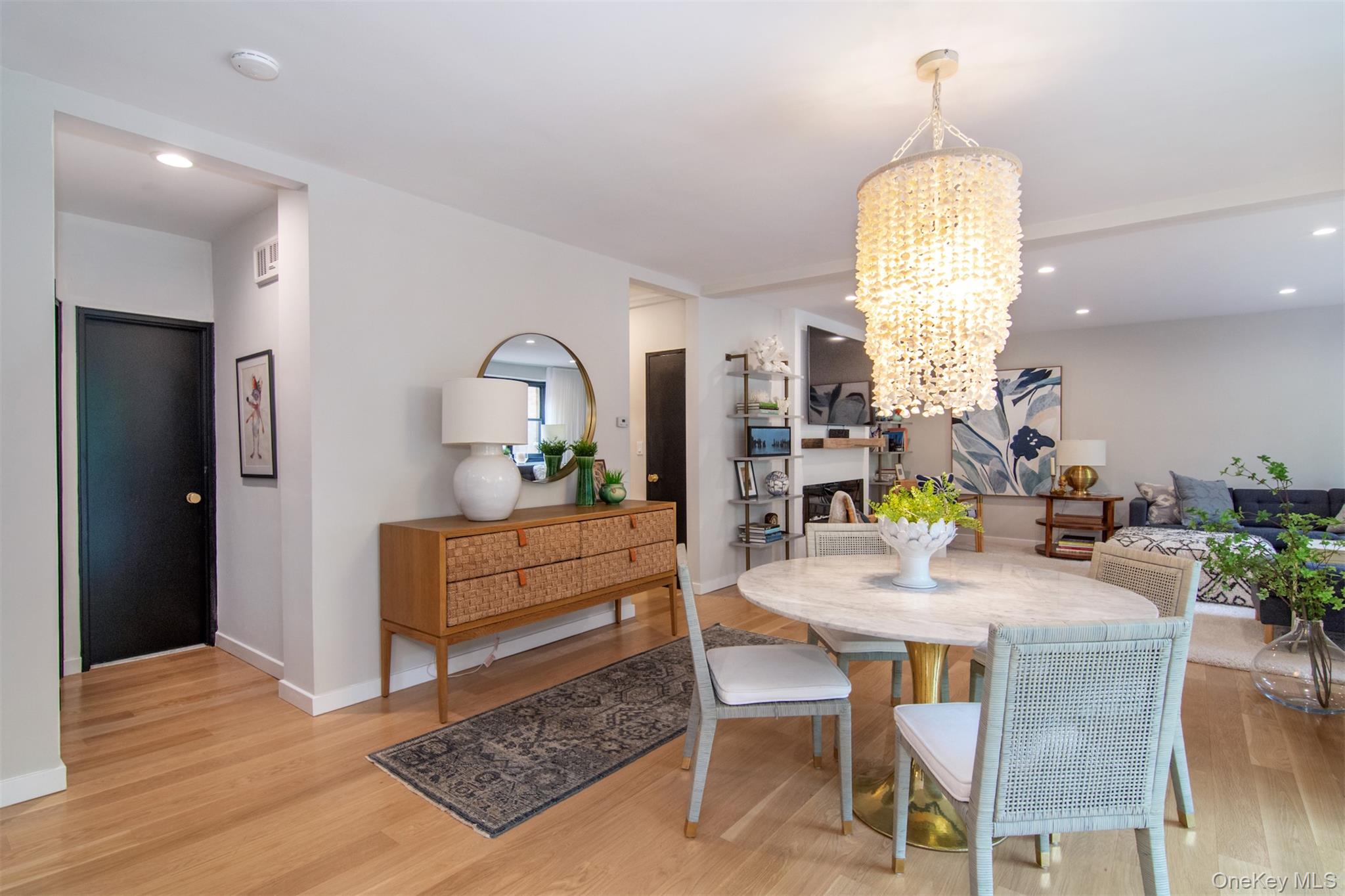72 Pondfield Road West, Unit 1G Bronxville, NY 10708 - Photo 9 of 22