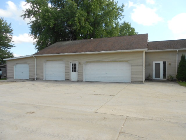 6838 North Rich Road Alma, MI 48801 - Photo 24 of 29 1822529-23.JPG