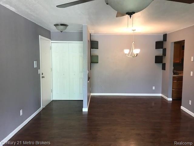 1717 Maple Ridge Road, Unit 14 Haslett, MI 48840 - Photo 5 of 19