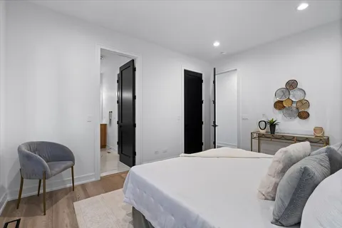 $499,500 | 2636 West Evergreen Avenue, Unit 2, Chicago, IL 60622