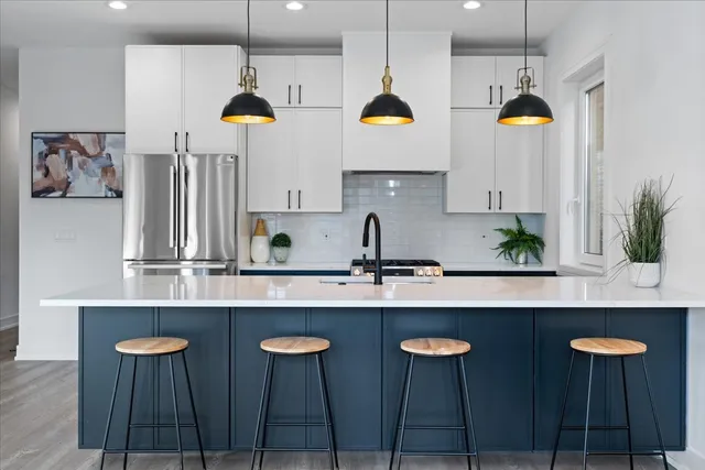 $499,500 | 2636 West Evergreen Avenue, Unit 2, Chicago, IL 60622