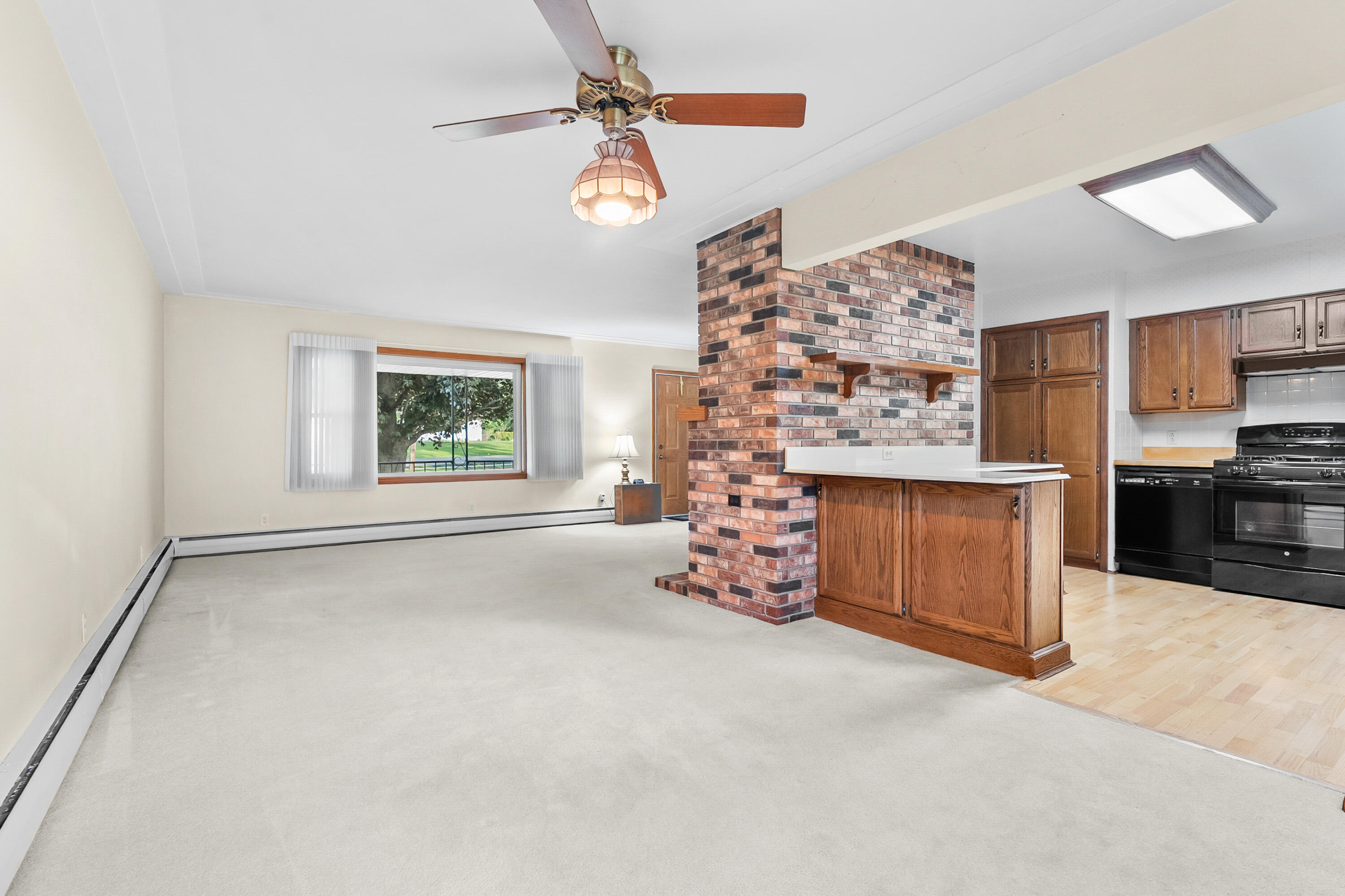 1077 Riverside Drive Battle Creek, MI 49015 - Photo 6 of 34 Riverside Dr 1077 Battle Creek 49015-5