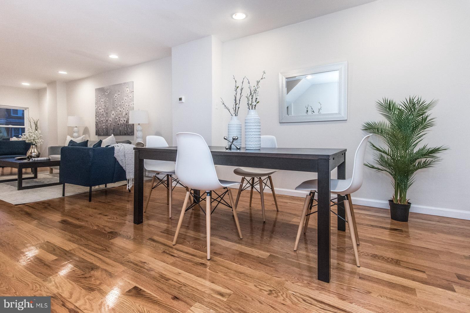 7426 Beverly Road Philadelphia, PA 19138 - Photo 12 of 40 Dining area