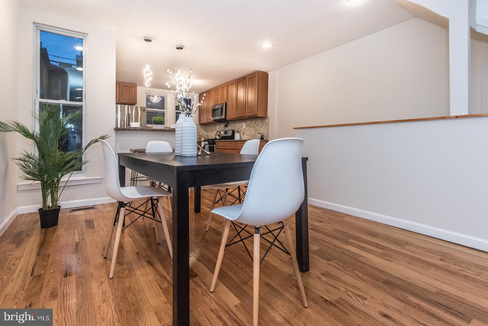 7426 Beverly Road Philadelphia, PA 19138 - Photo 13 of 40 Dining area