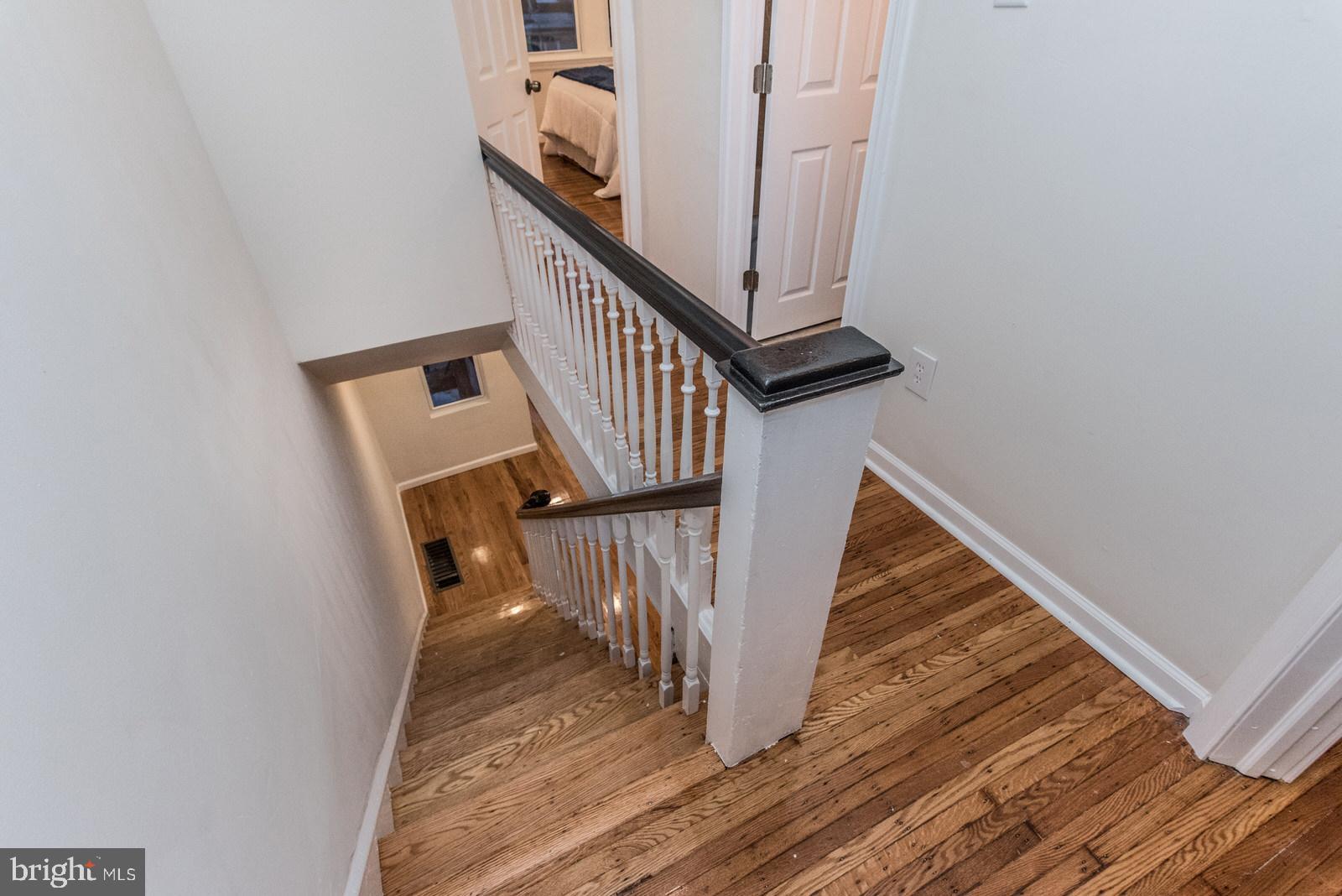 7426 Beverly Road Philadelphia, PA 19138 - Photo 34 of 40 2nd floor hall