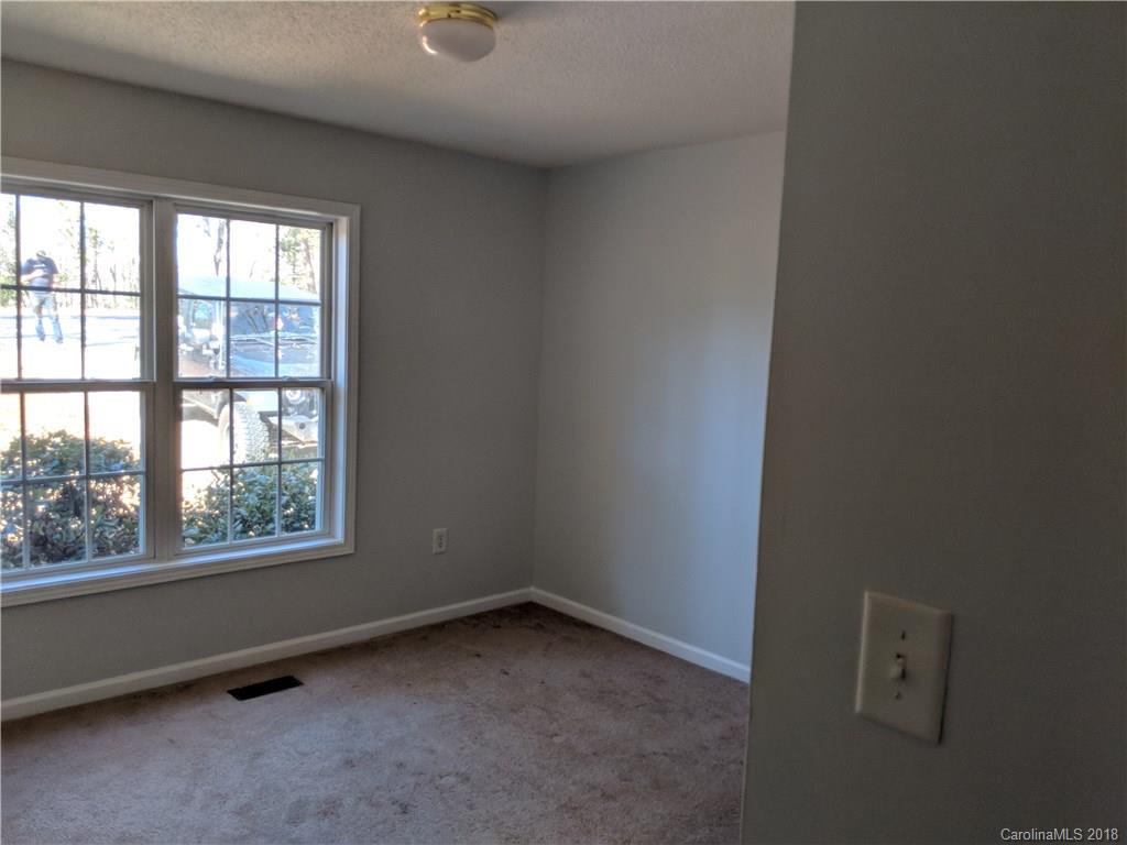 181 Island Terrace Road Statesville, NC 28677 - Photo 12 of 15 Gallery Image 12